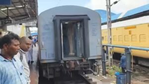 Janmabhoomi Express Link Broken