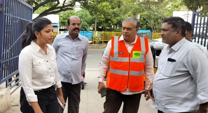 GHMC Commissioner Amrapali inspection