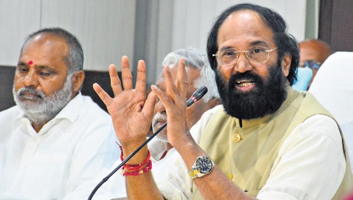 నీటి పారుద‌ల శాఖ స‌మీక్ష‌లో మంత్రి ఉత్త‌మ్‌ కుమార్