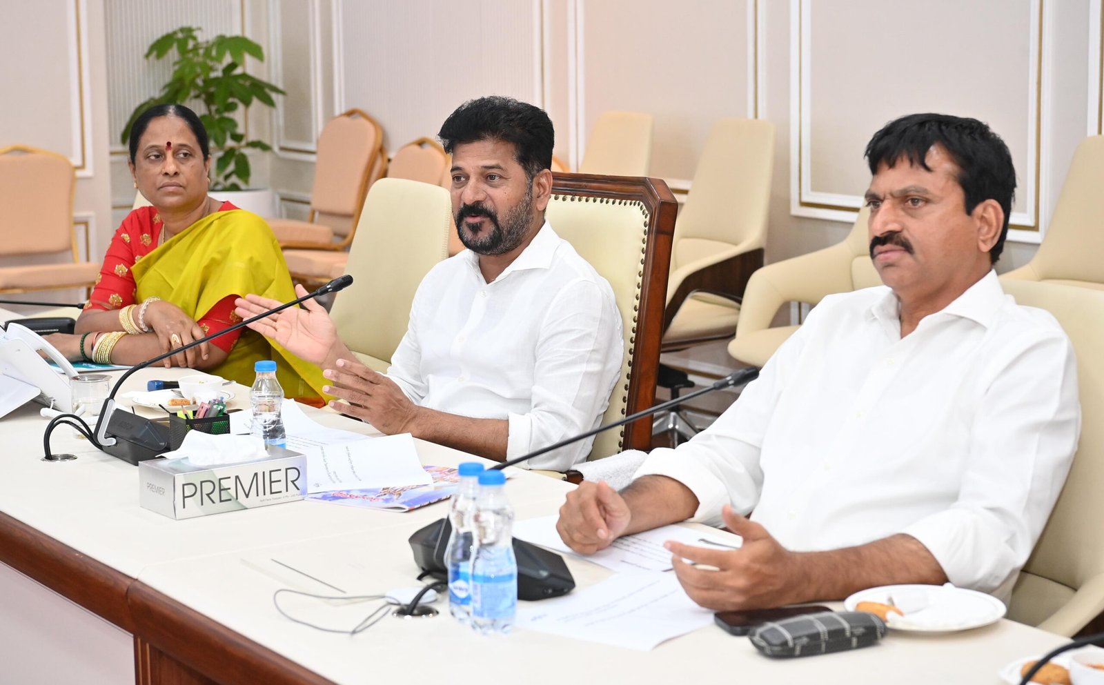 6f90bd56-70dd-44eb-9ce3-3eaa883a29e8