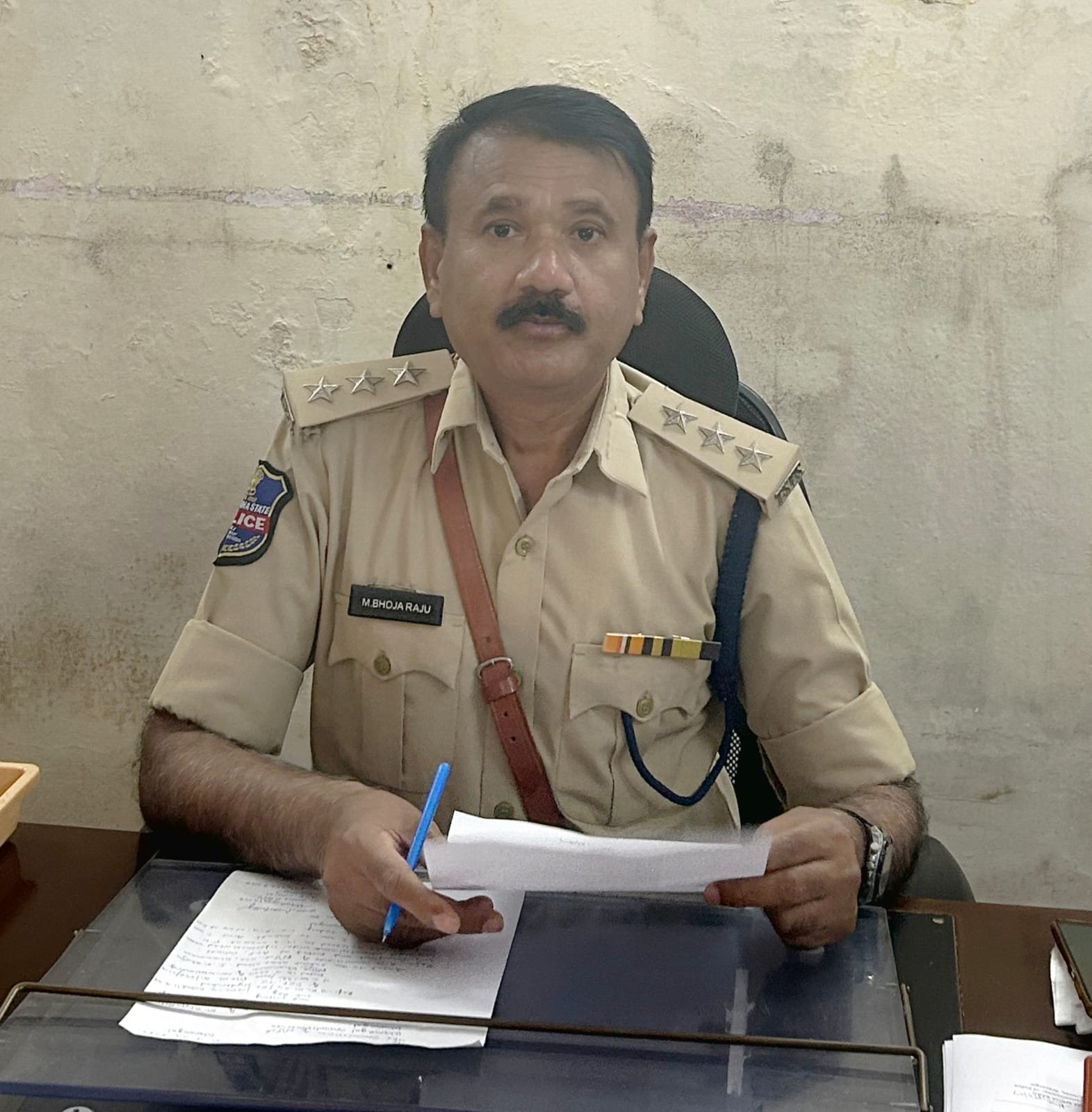 9c16e48c-4a63-4cb5-bf2c-2ffb89c3ed42