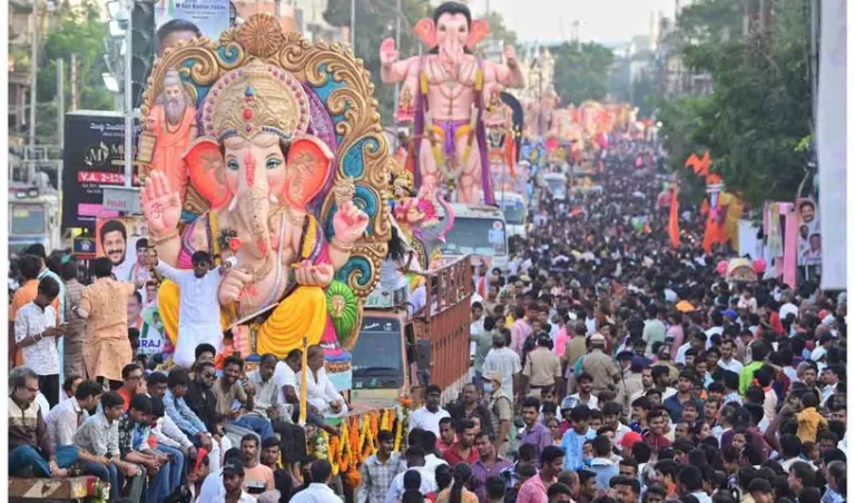 traffic-ganesh_V_jpg--816x480-4g