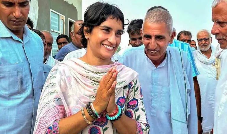 Vinesh-Phogat_V_jpg--816x480-4g