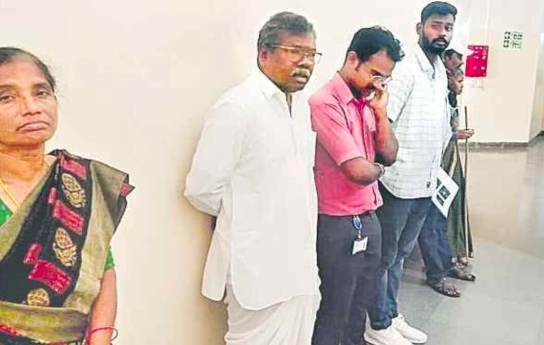 4caadcb1-e1cc-4d09-bc2e-b0f30e0cf983