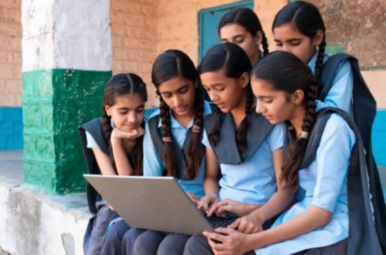 9693e4a8-b59d-4c93-92e8-70112090ff78