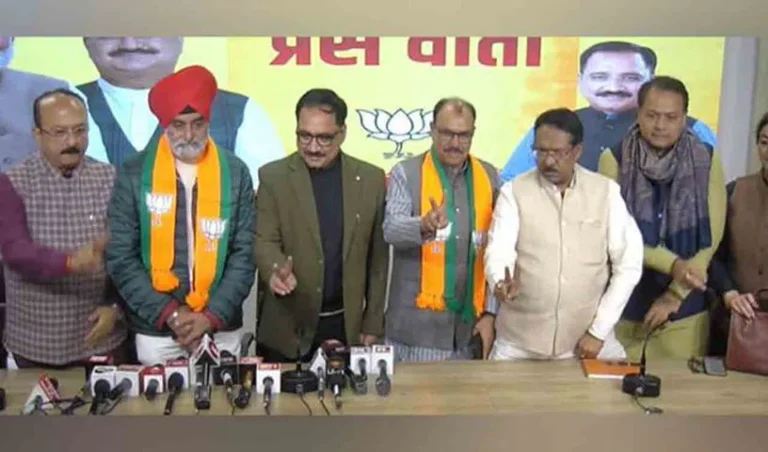 AAP-leaders-Delhi_V_jpg--816x480-4g