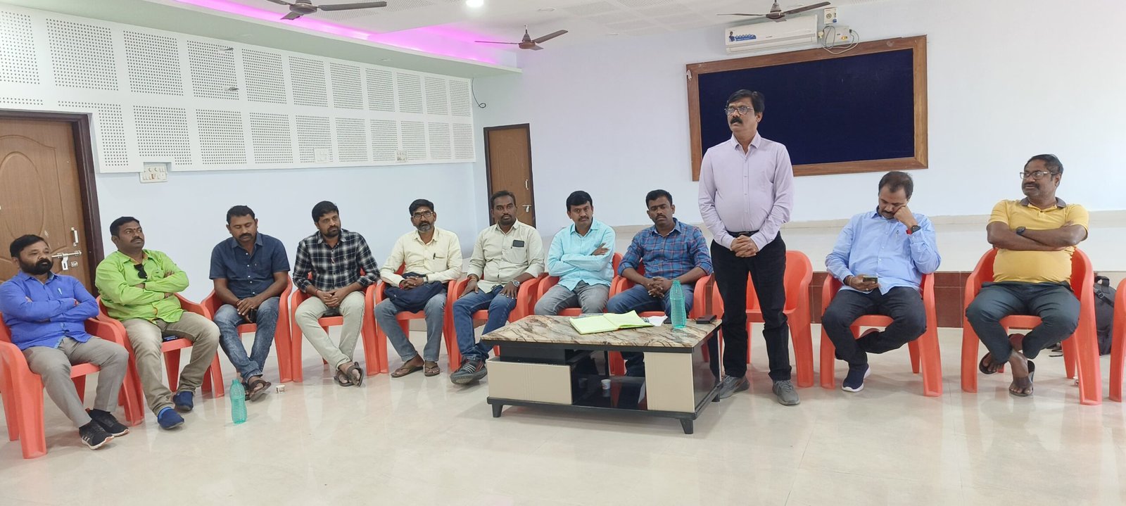 4fb74bc9-c757-4a80-8f24-f85f6f6626d2