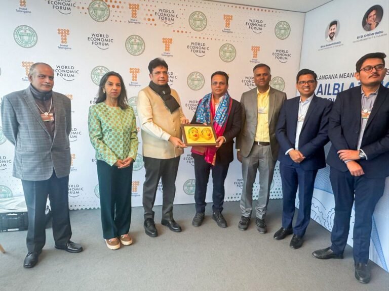 8e40b597-db2e-4092-85cc-7f403621989a