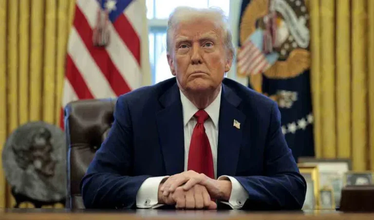 trump_V_jpg--816x480-4g