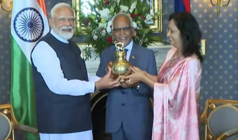 Mauritius-President_V_jpg--816x480-4g