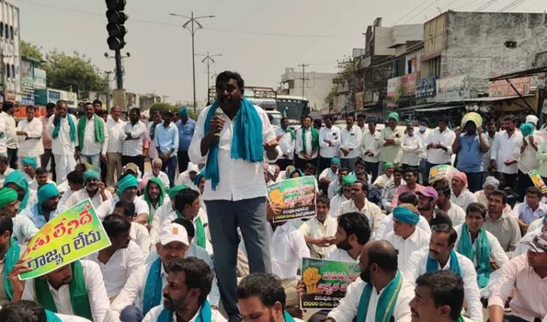 yellow_V_jpg--816x480-4g