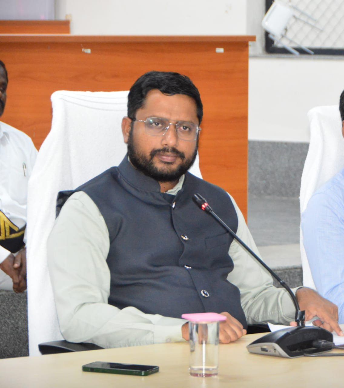 4fa802a3-ba39-4576-b896-e6813f47485e