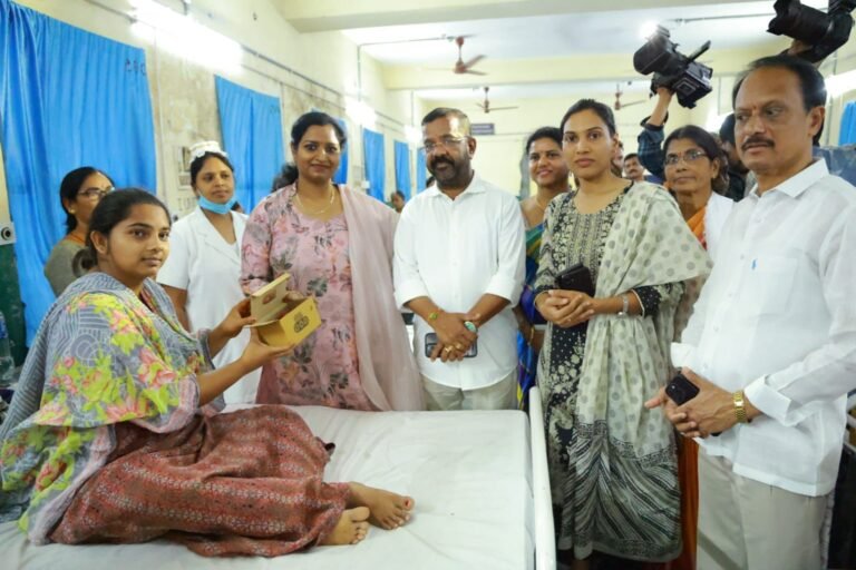 81f7de05-b7a9-41a5-a5f2-cbf09e0c5eb8