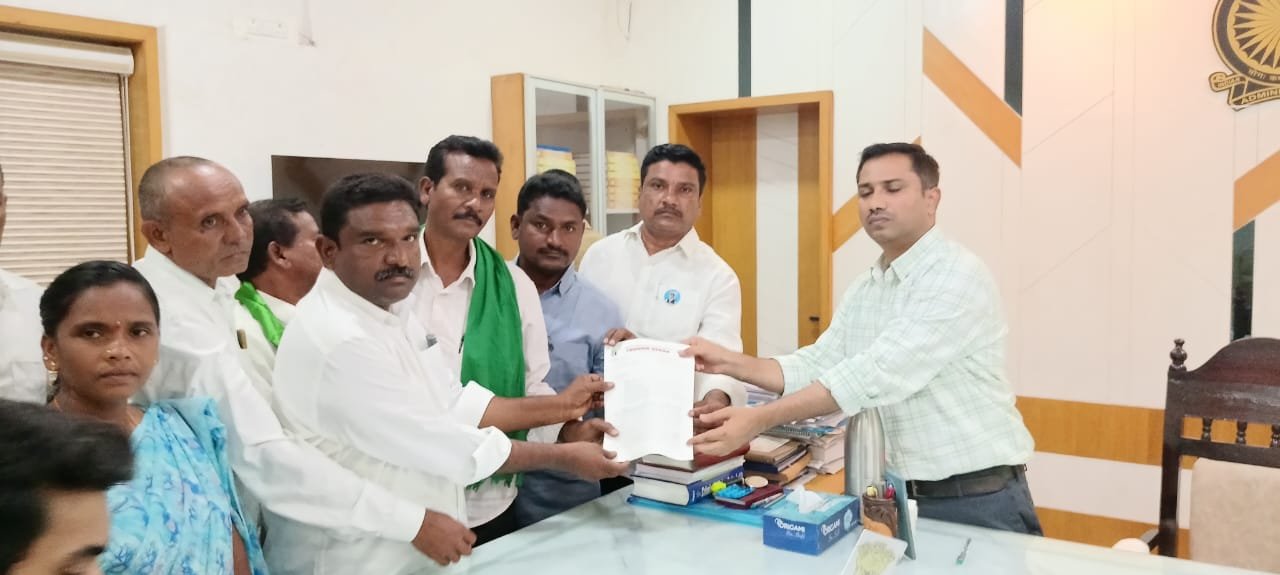 a084ea97-df62-4c74-a657-9695399a495d