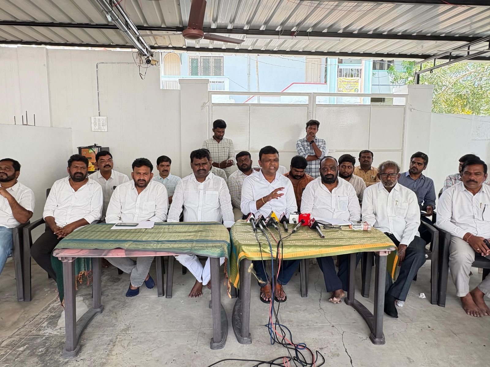 c71be851-3242-4602-89ae-757504b62f37