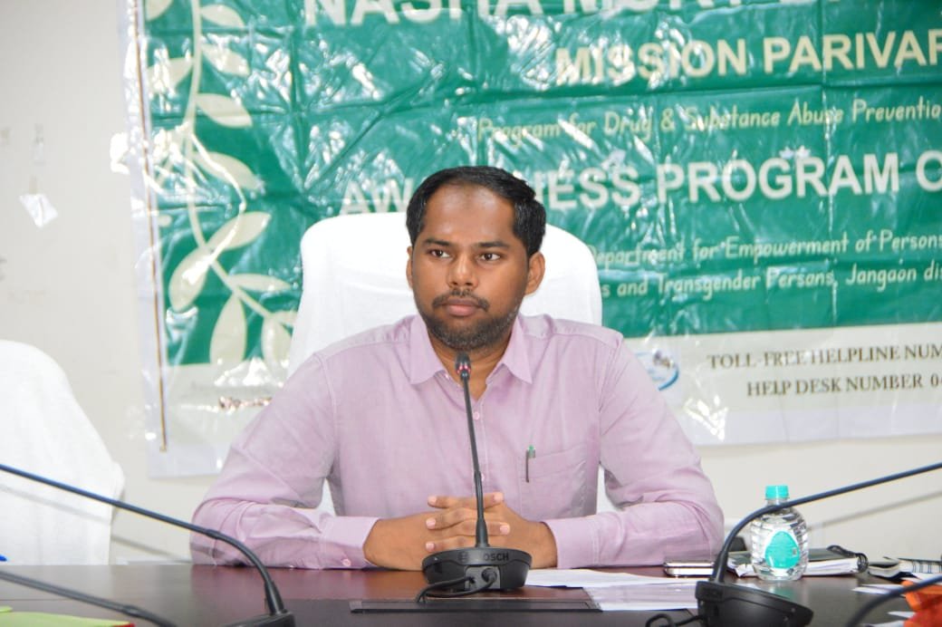 c1935842-8b12-430f-8860-e1eee16fe79b