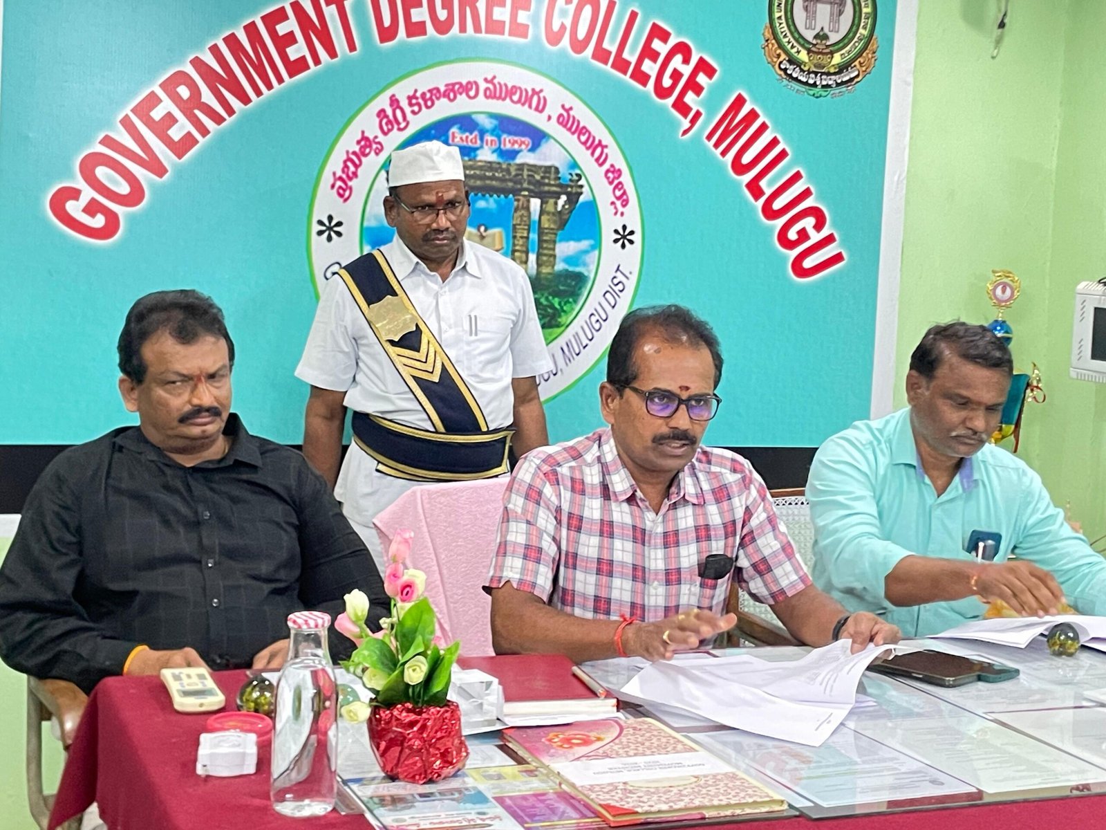 e68fd3f7-4df2-4d98-b31c-b543a5f1eb48