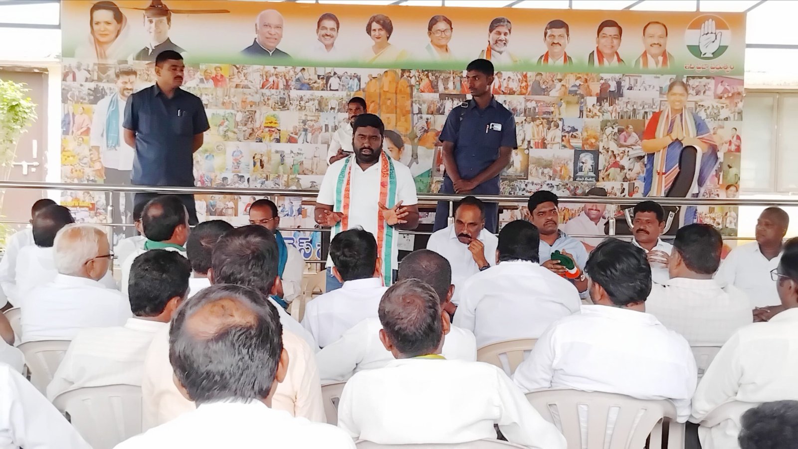 e798f491-f0bc-4f0e-8d44-2b160f42677b