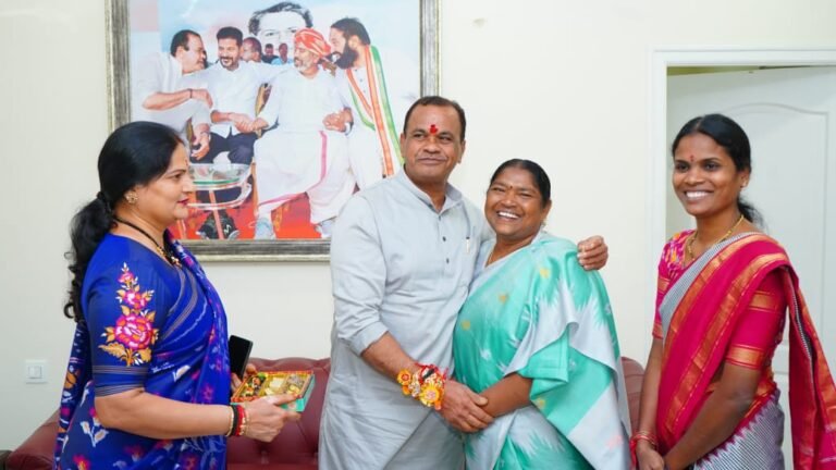 Rakhee Festival Seethakka with Komati Reddy