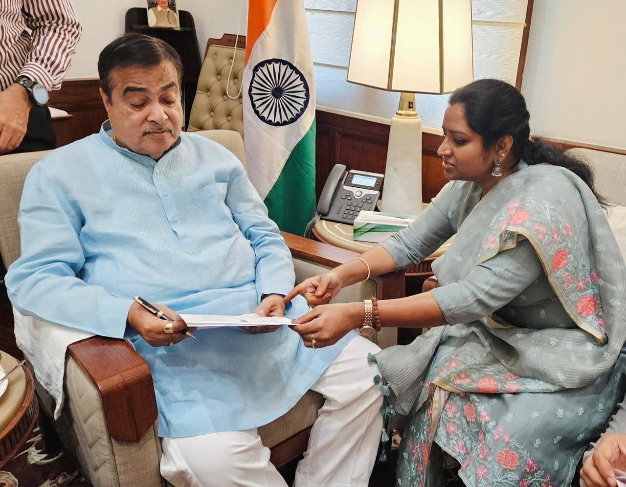 e737491f-9a99-4231-8b7b-37e8ff49f922