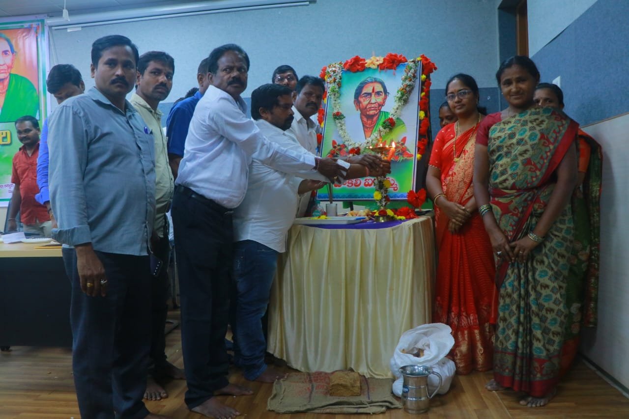 3d8d7cc9-cccf-400b-b602-aa850b048879