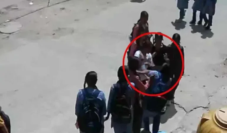 bladeattack_V_jpg--816x480-4g