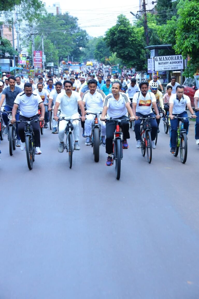 2ed9a6a1-e8b6-4e23-90b4-bef3aeedff94