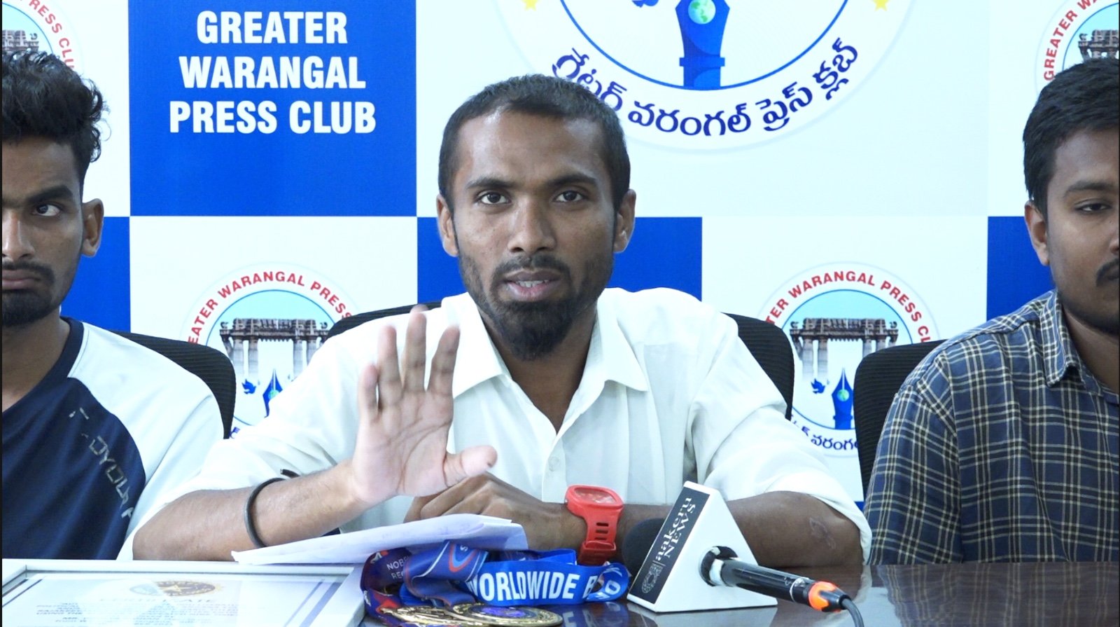 7acf7469-3896-41cf-beb4-0dc43229e376