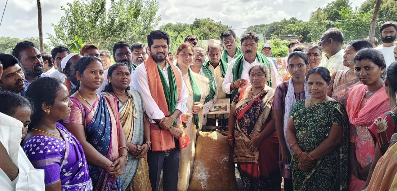 a86f738a-e756-406e-bbae-286f03fe1aca