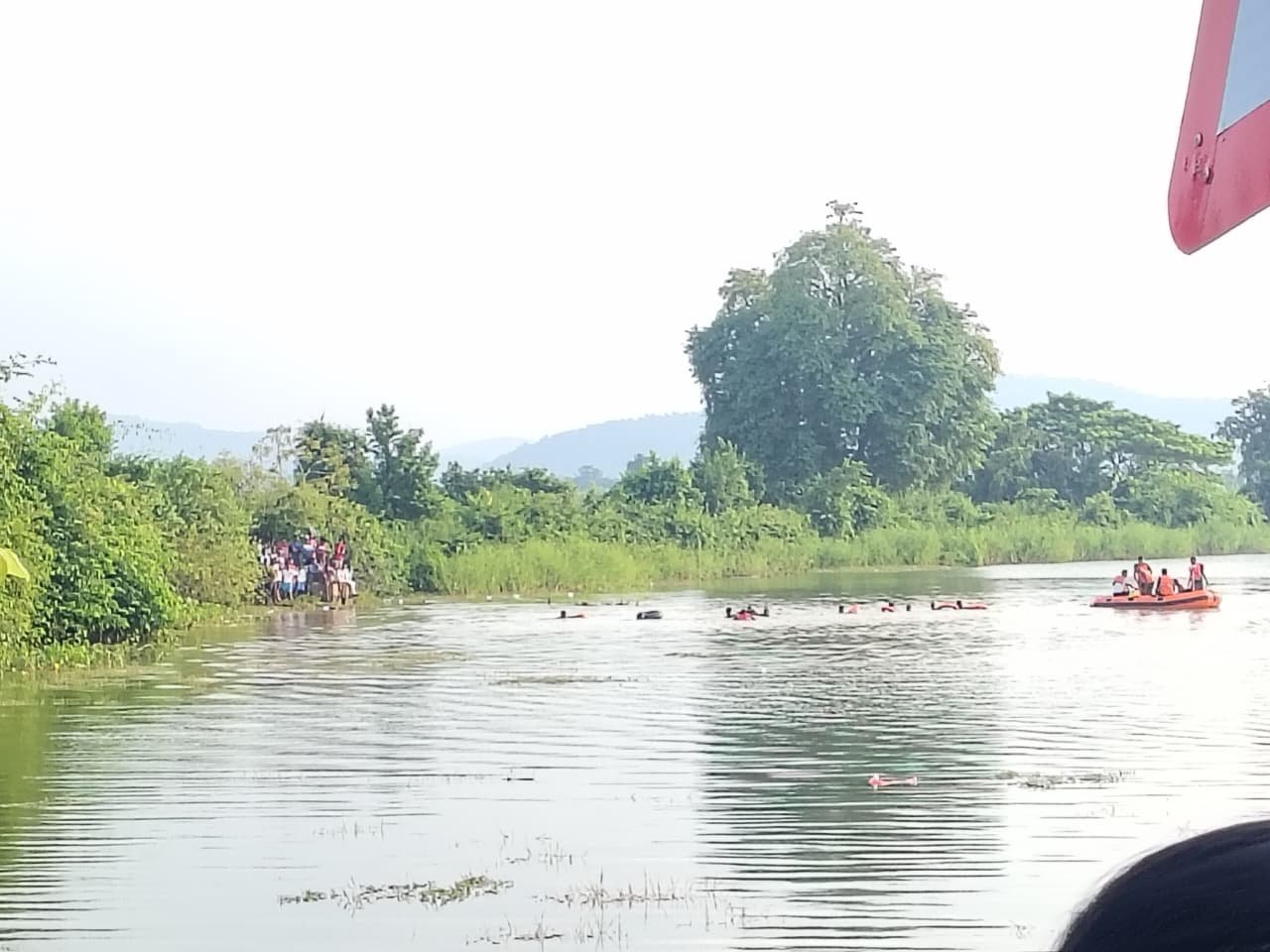 ea35596d-a656-4af2-a76b-ed130ace724e