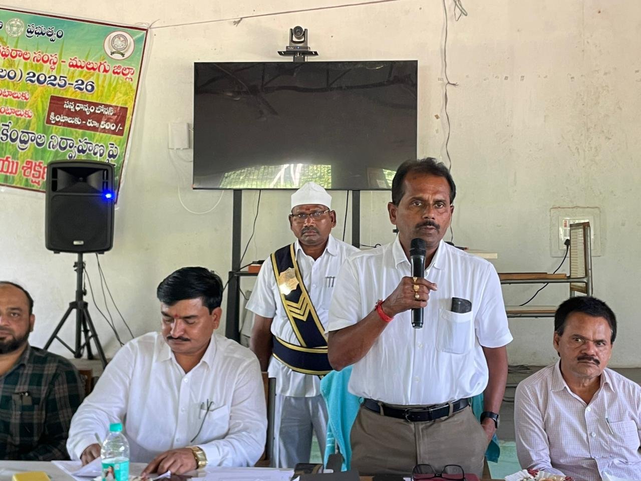 ec6f9979-29f7-4308-9d96-eb47da5e7f17