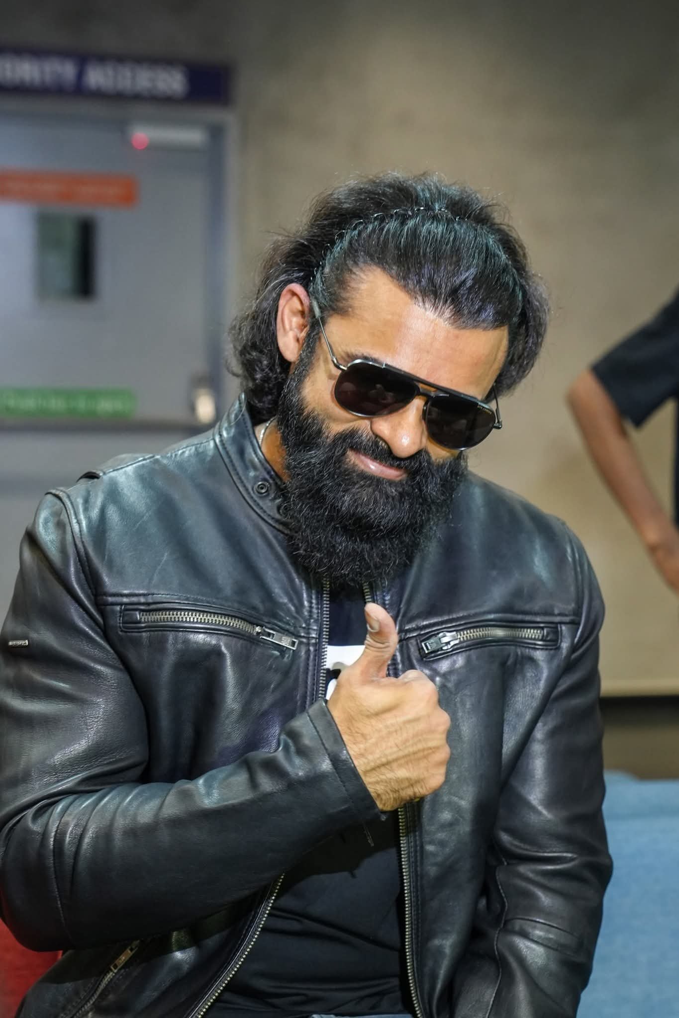 f1116098-7009-4242-8a56-0ff35a4ec762