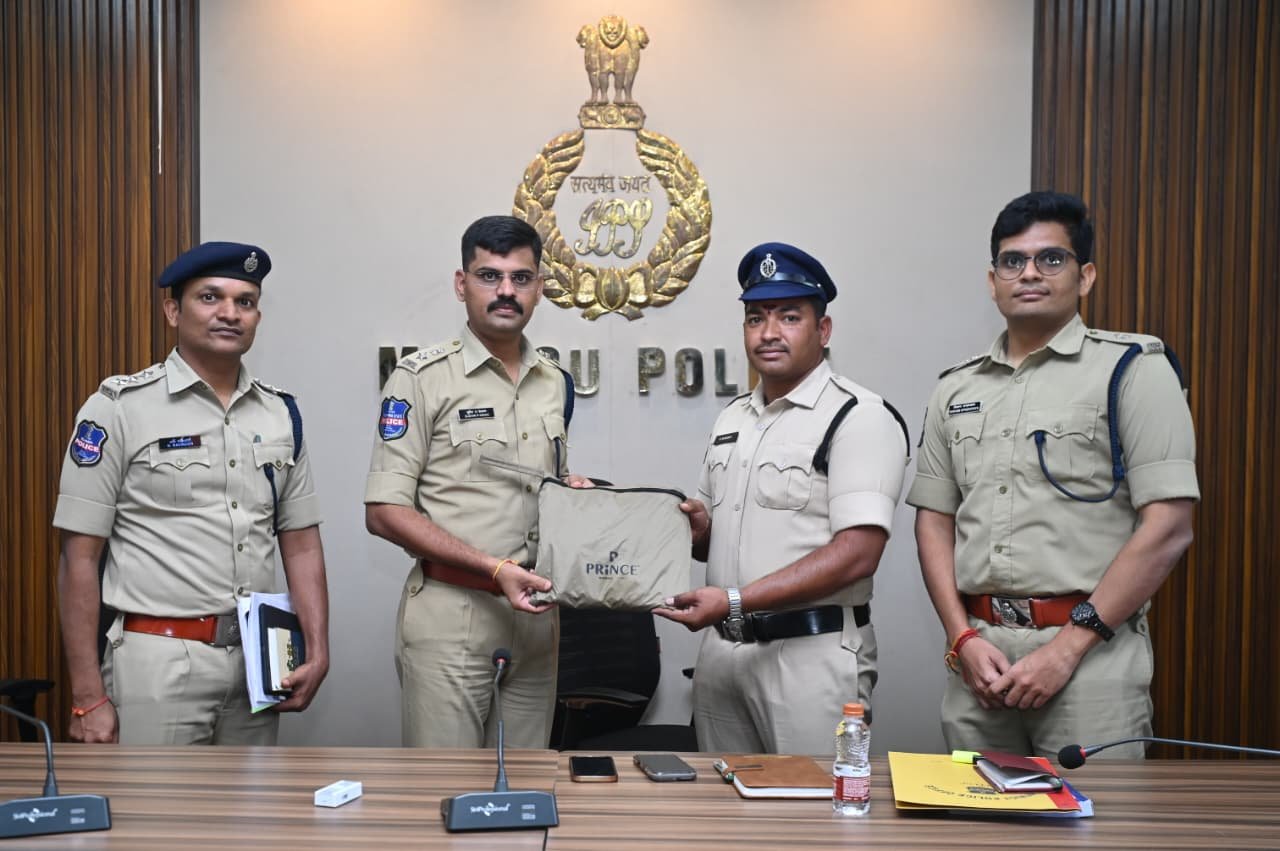 f42bd0ed-9e3a-498e-9348-daa38da54117