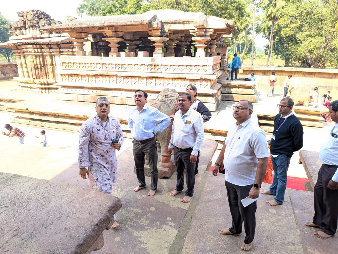 273e31ee-9b91-4dca-b2b3-f6970638b21e