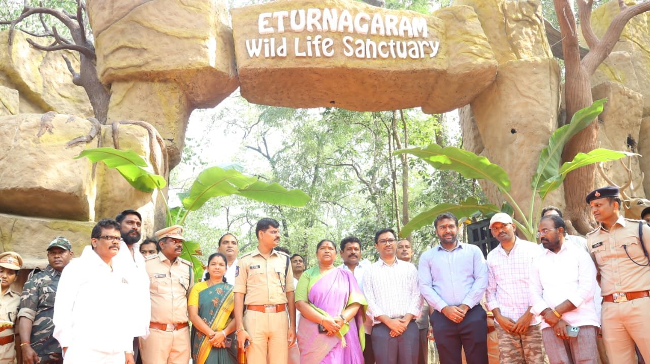 b2bca20e-7231-45bc-bd12-9bc2e01eb800