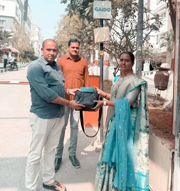 1b130c42-a929-4995-9d3c-e89b490eb8fb