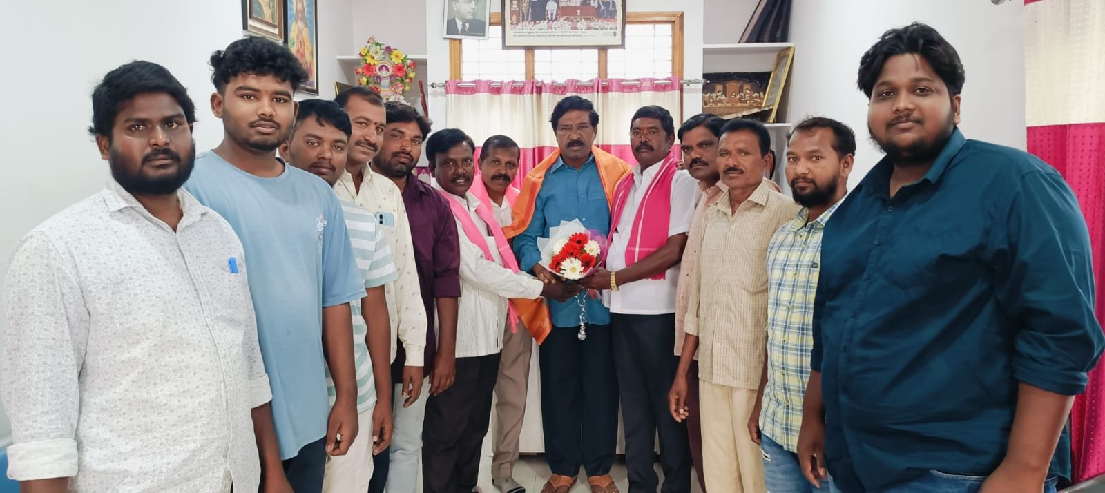 c241a1e3-cd66-4fc8-aaba-4ca5ef85b702