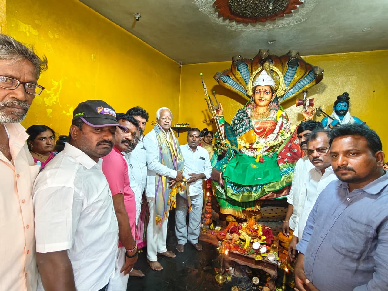 e1ddd7db-c3d7-4ef2-a453-306ecb197947