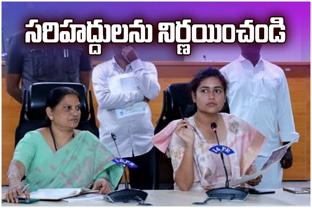 Collector Chahat Bajpai orders precise mapping of 67 revenue wards in Warangal for census block listing.