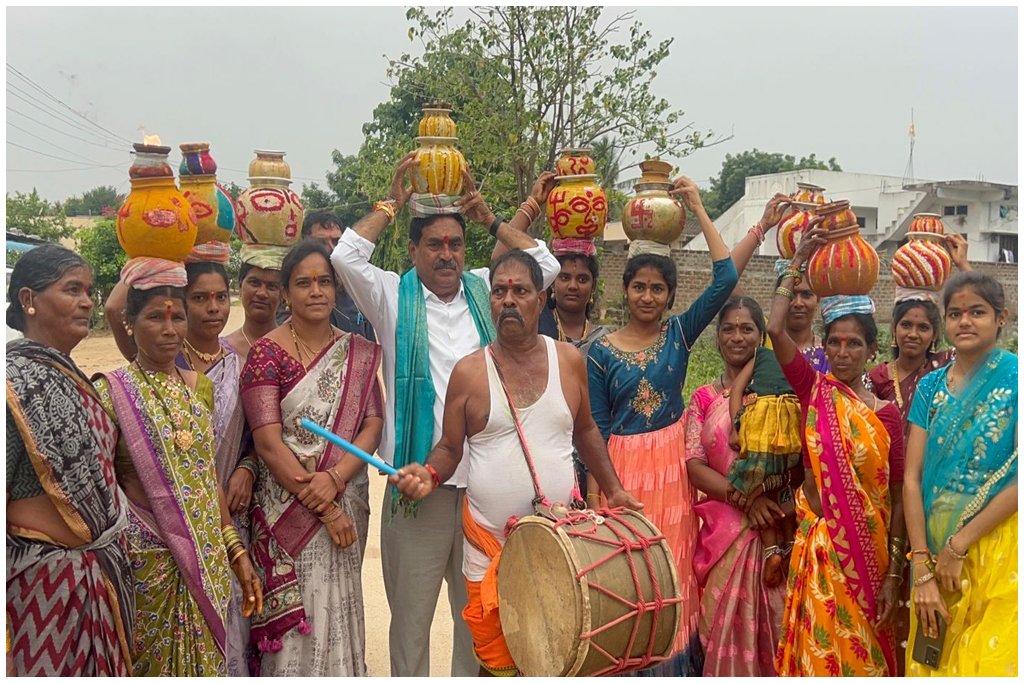 Errabelli Dayakar Rao Bonalu