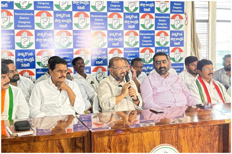 Hanamkonda CI Flexi Controversy