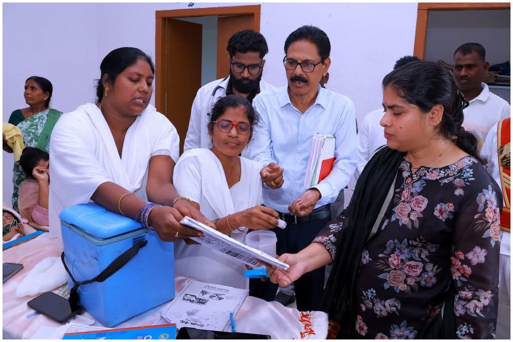 Warangal Collector surprise inspection