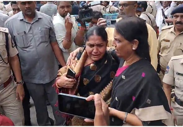 Harish Rao Police Action KTR