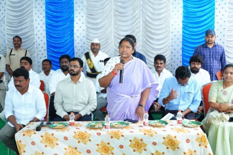 Minister Seethakka