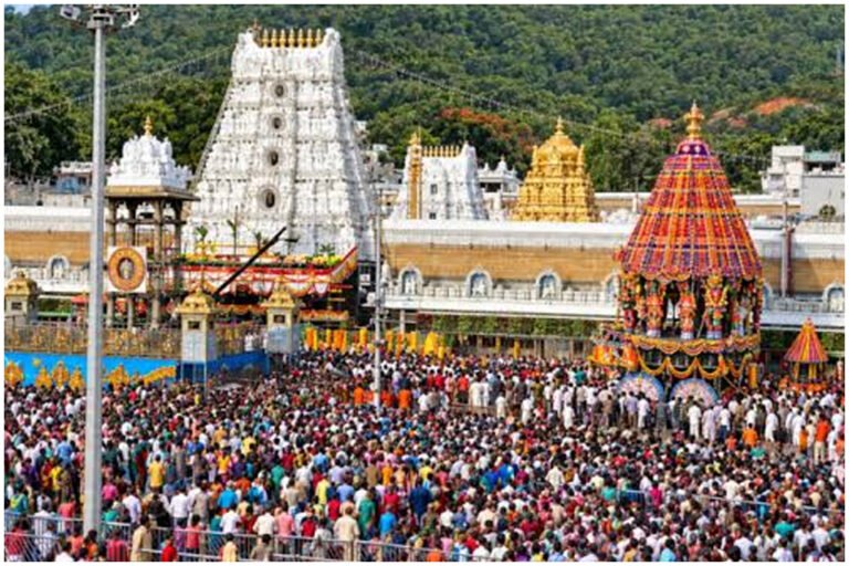Tirumala Devotees Rush