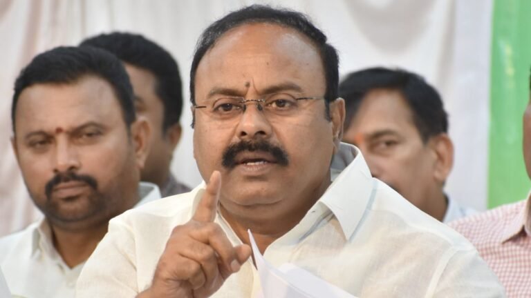 Telangana Fertilizers, Pesticides and Seeds Dealers Welfare Association president Nagurla Venkateshwarlu