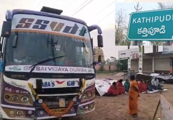 Kakinada Road Accident