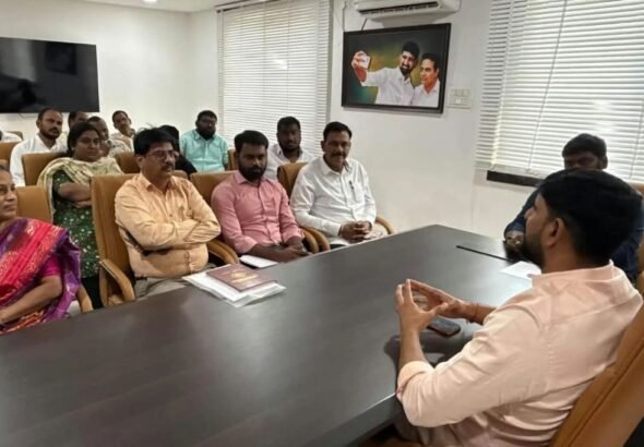 Padi Kaushik Reddy